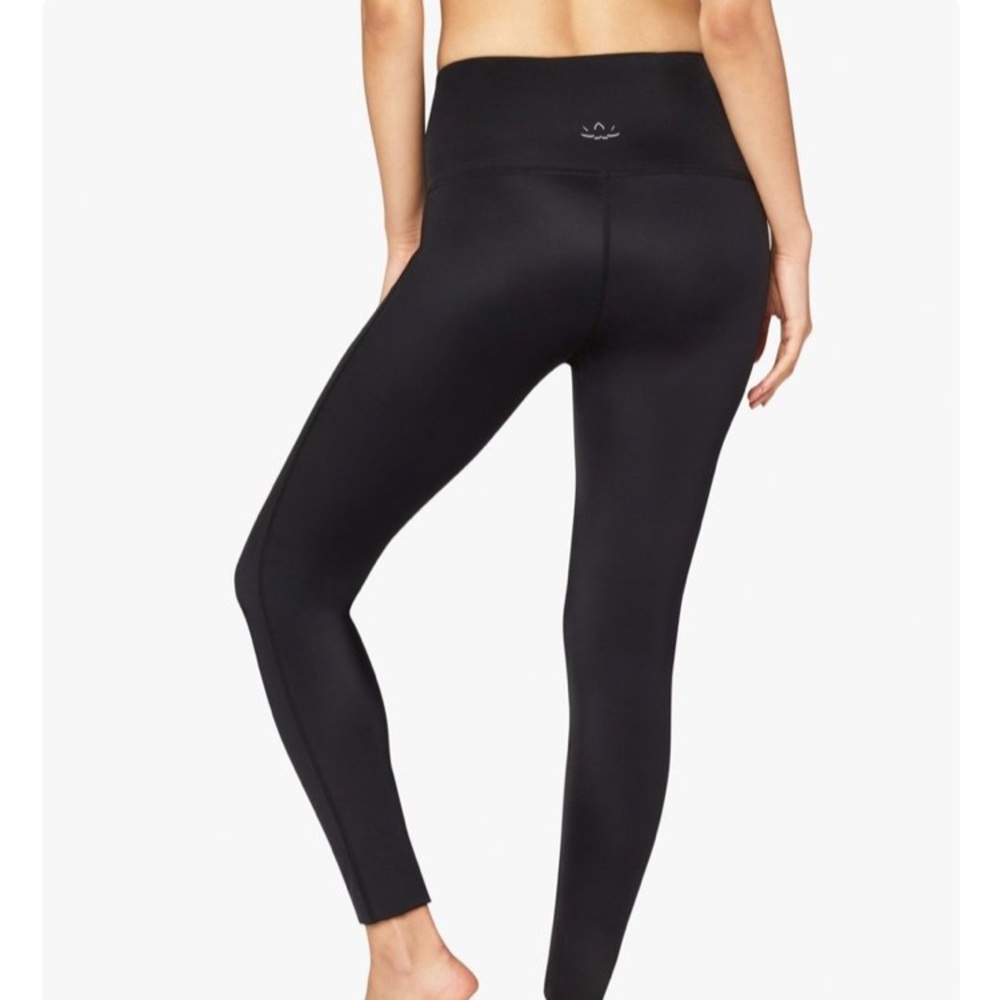 Beyond Yoga Dashing Slashes Leggings NWT - Picture 4 of 4